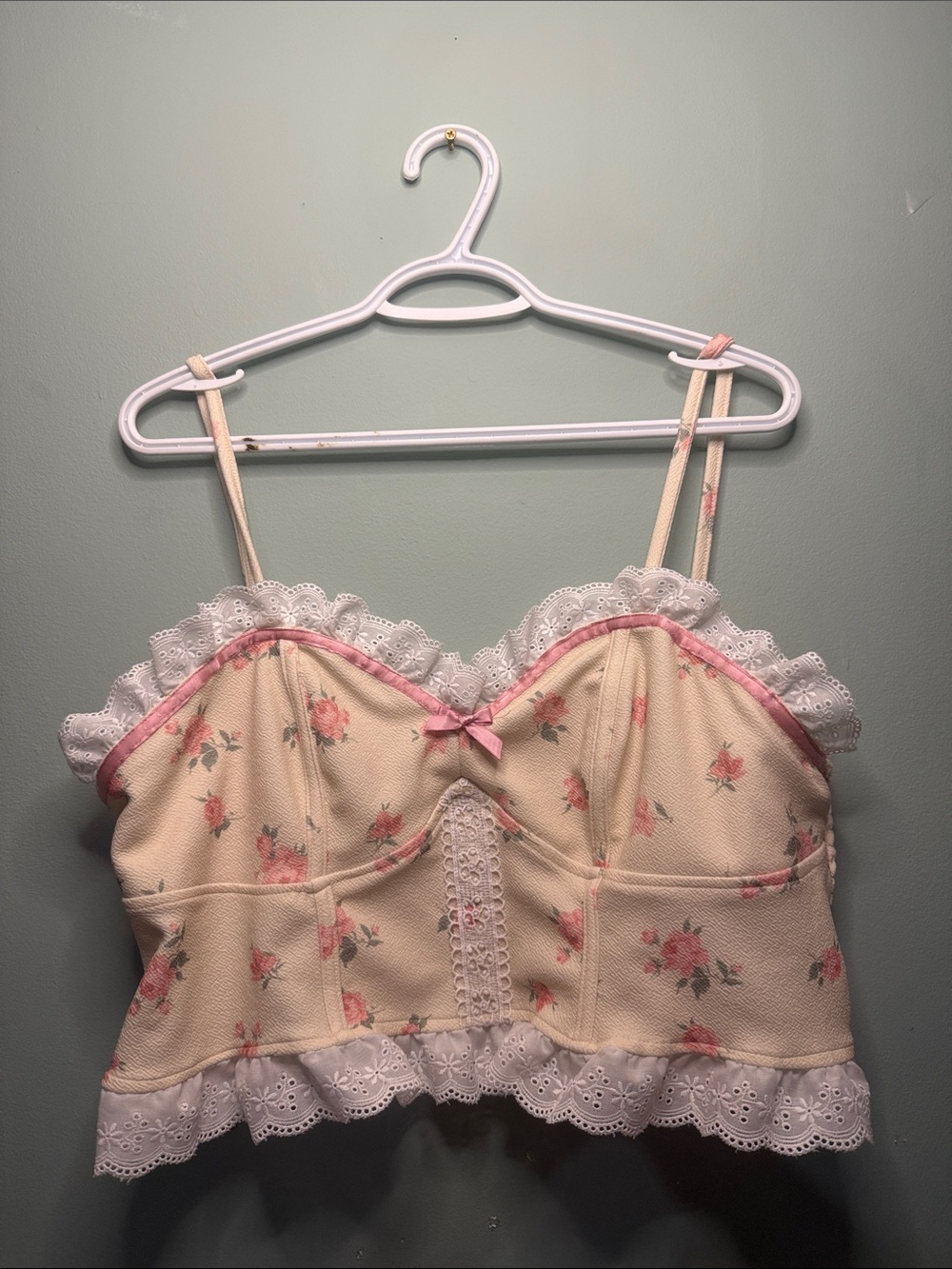 SHEIN Cream Floral Lace-Trim Bandeau with Pink Roses